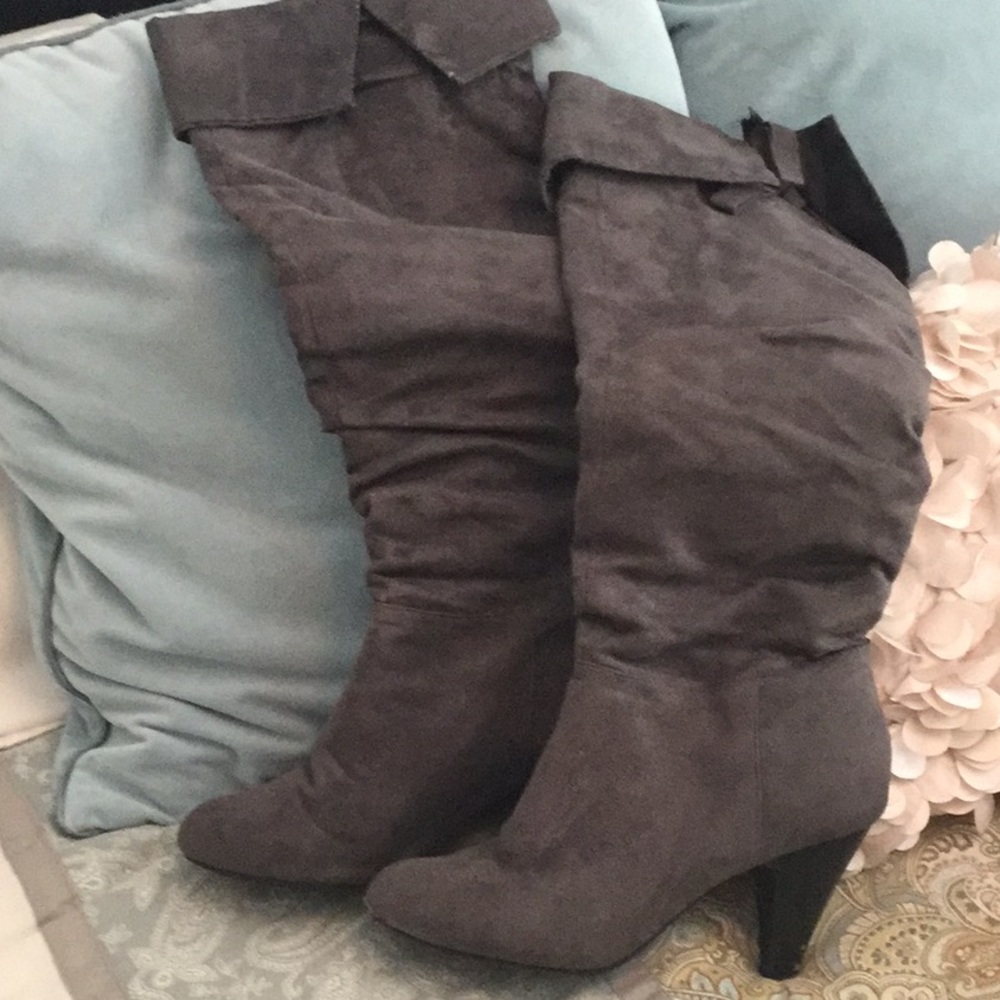 Gray Suede Boots - image 1